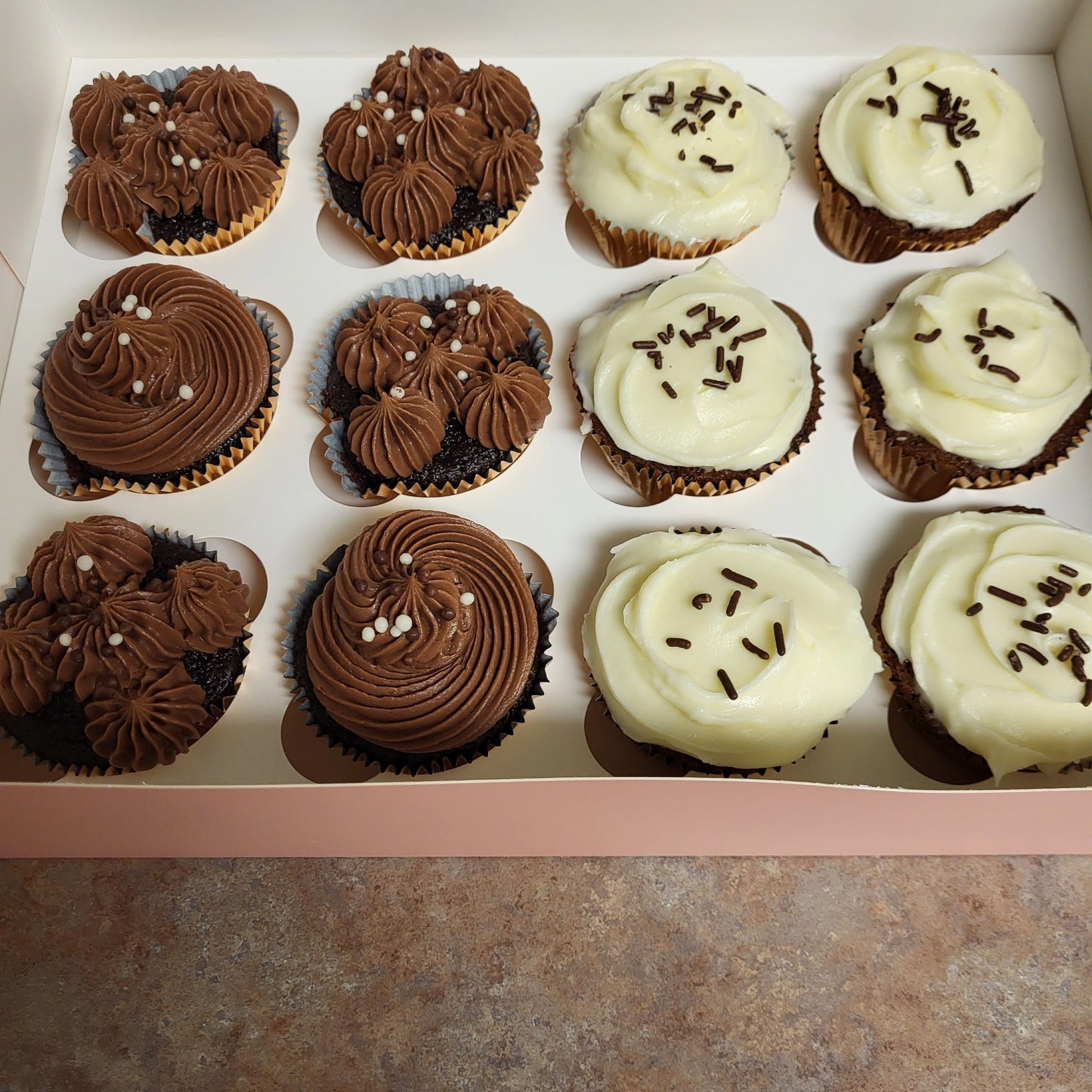Cupcakes (Dozen)